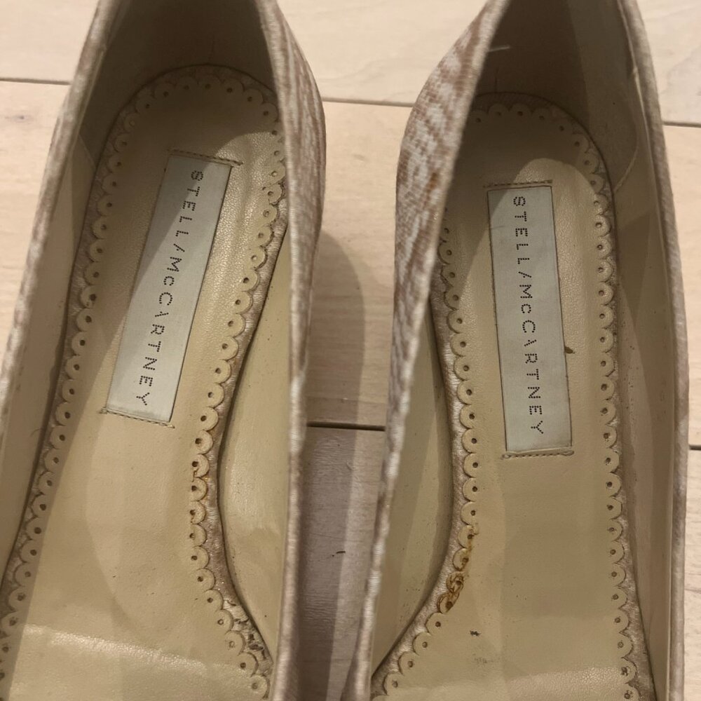 Stella McCartney Fabric Snakeskin Print Kitten Heels | Cream & Beige - Picture 3 of 4